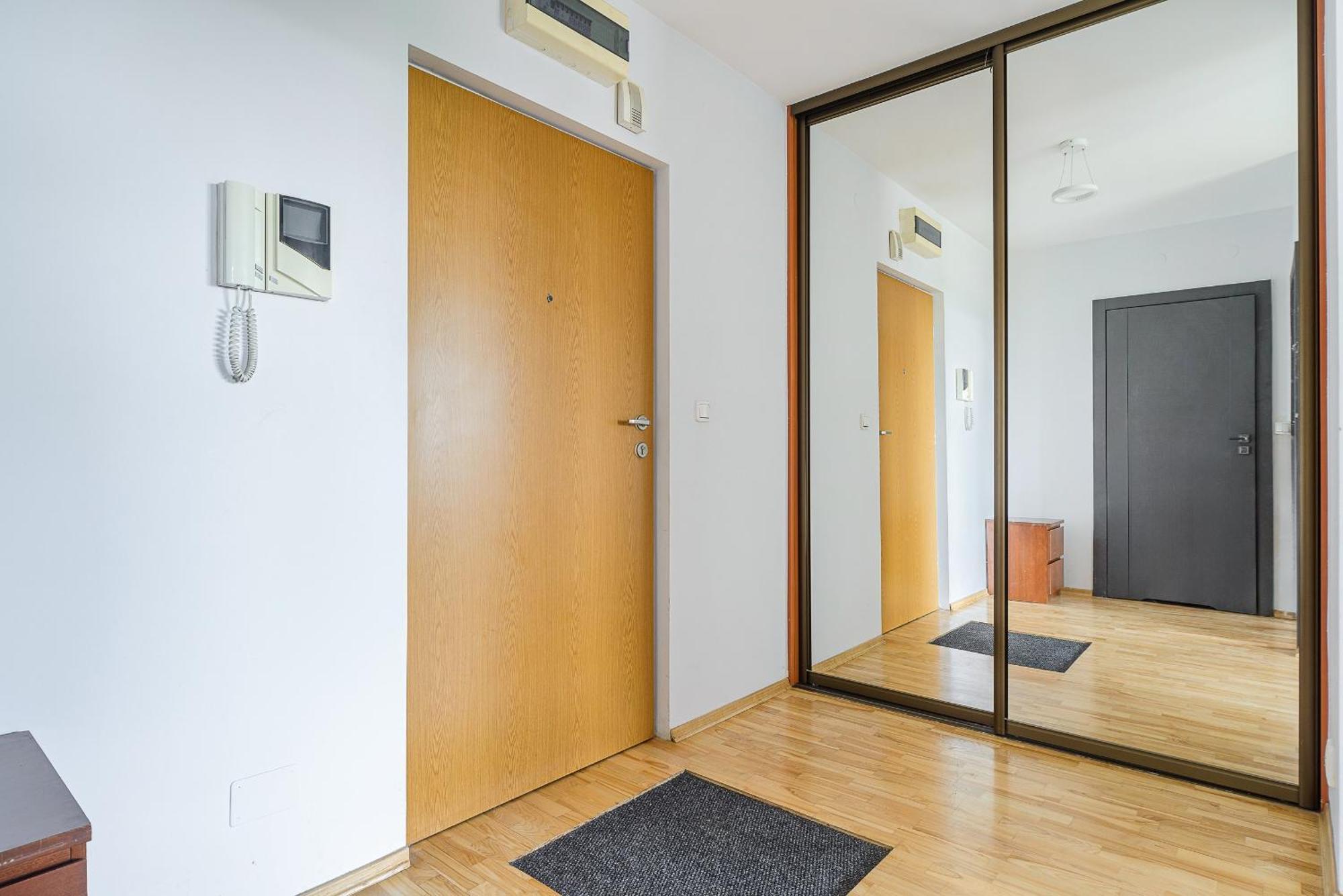 Apartament Ostrobramska - Praga Południe *